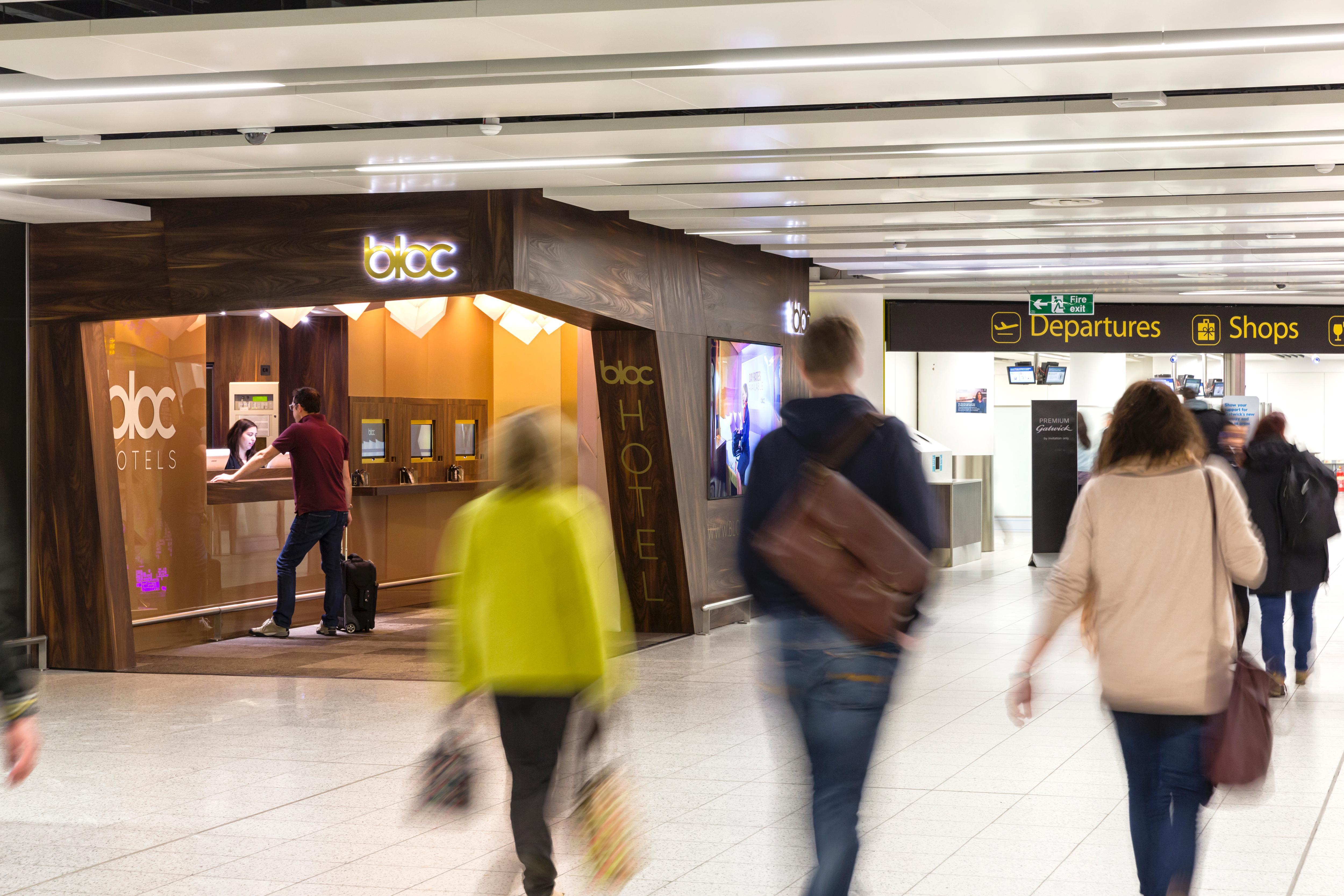 Bloc Hotel London Gatwick Airport Horley  Esterno foto