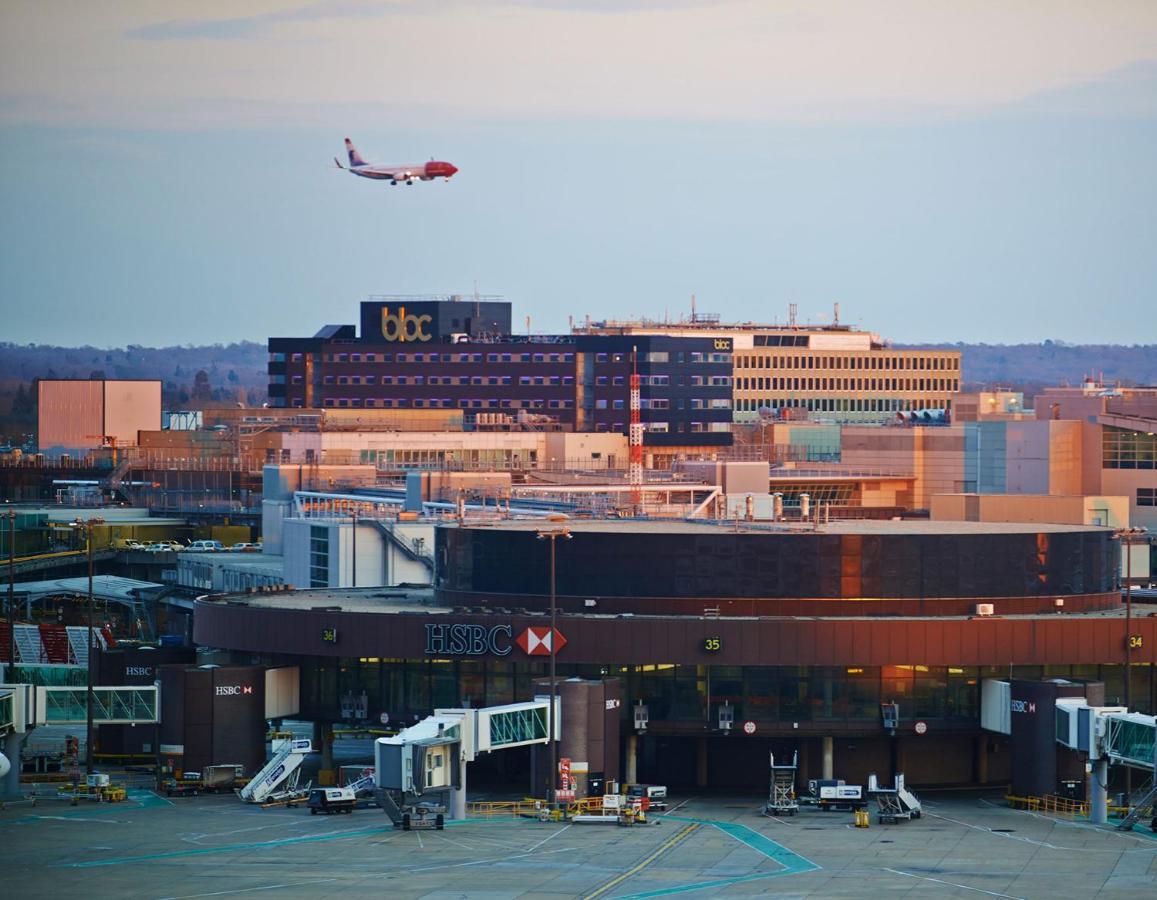 Bloc Hotel London Gatwick Airport Horley  Esterno foto