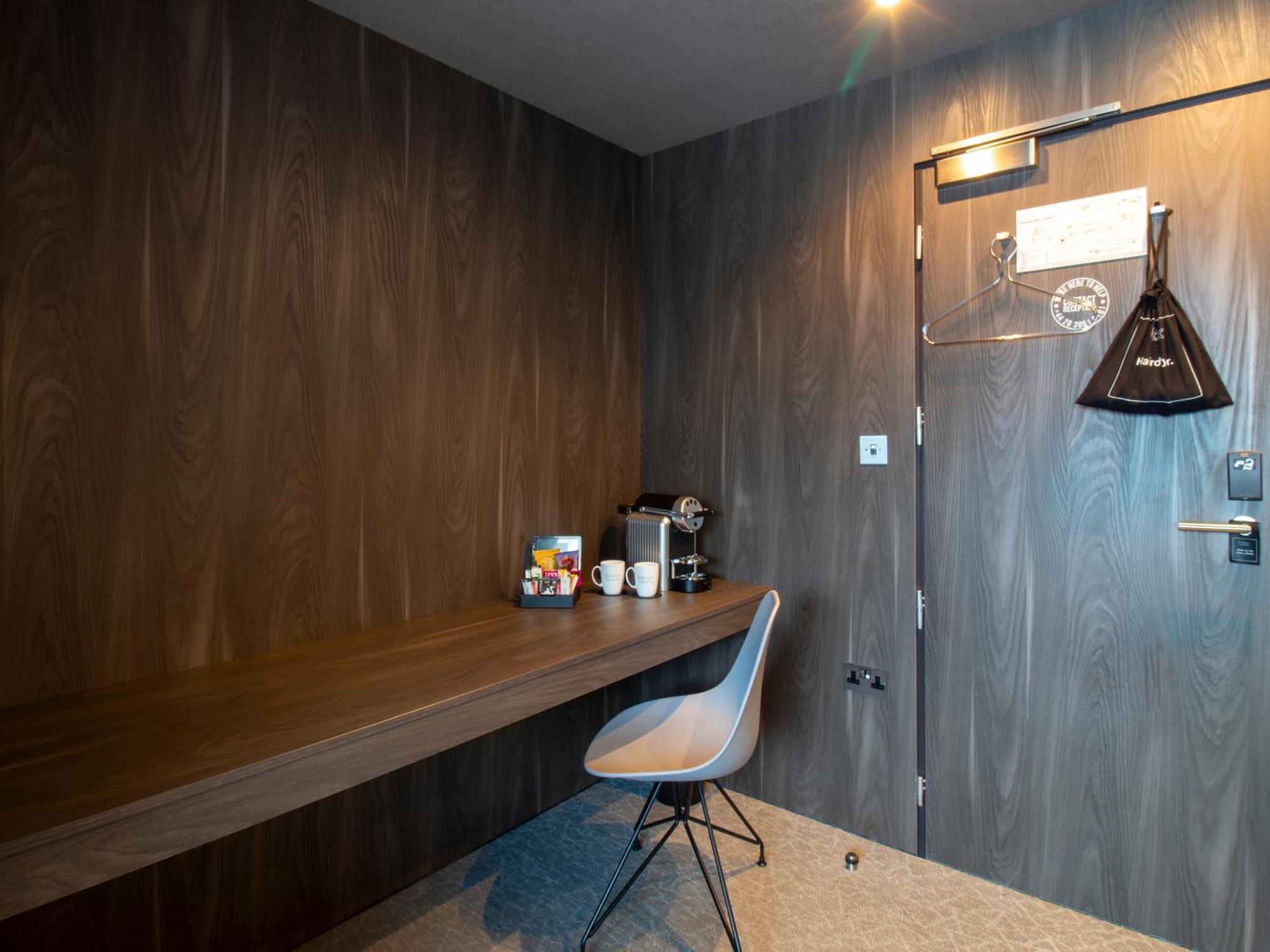 Bloc Hotel London Gatwick Airport Horley  Esterno foto