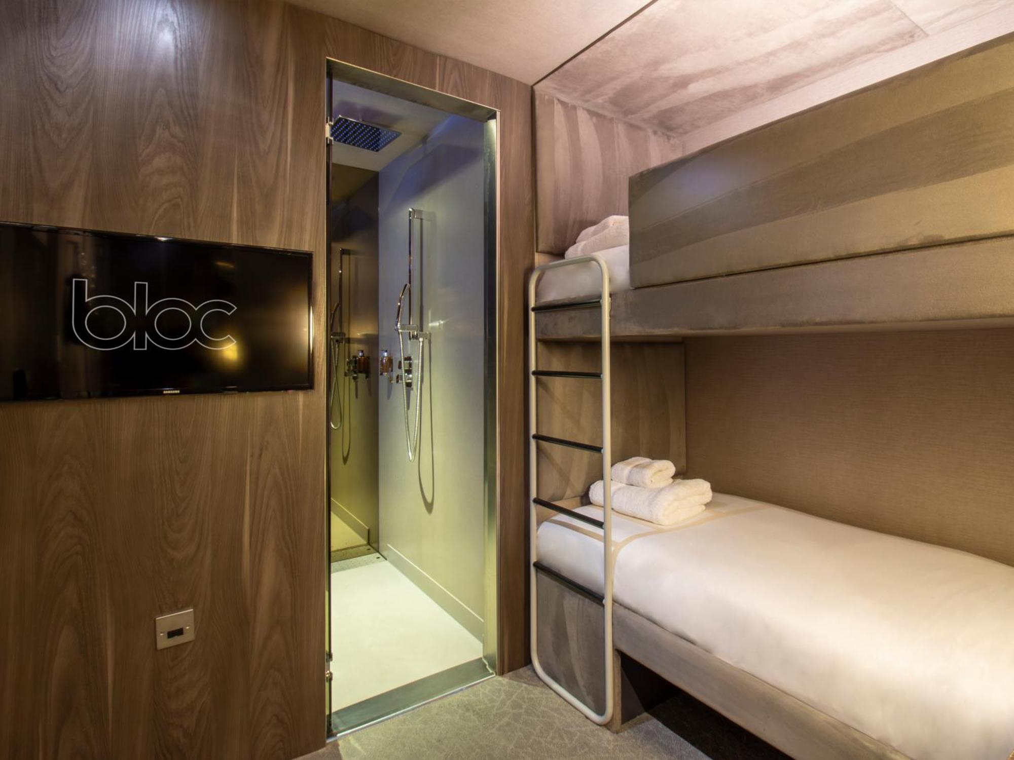 Bloc Hotel London Gatwick Airport Horley  Esterno foto