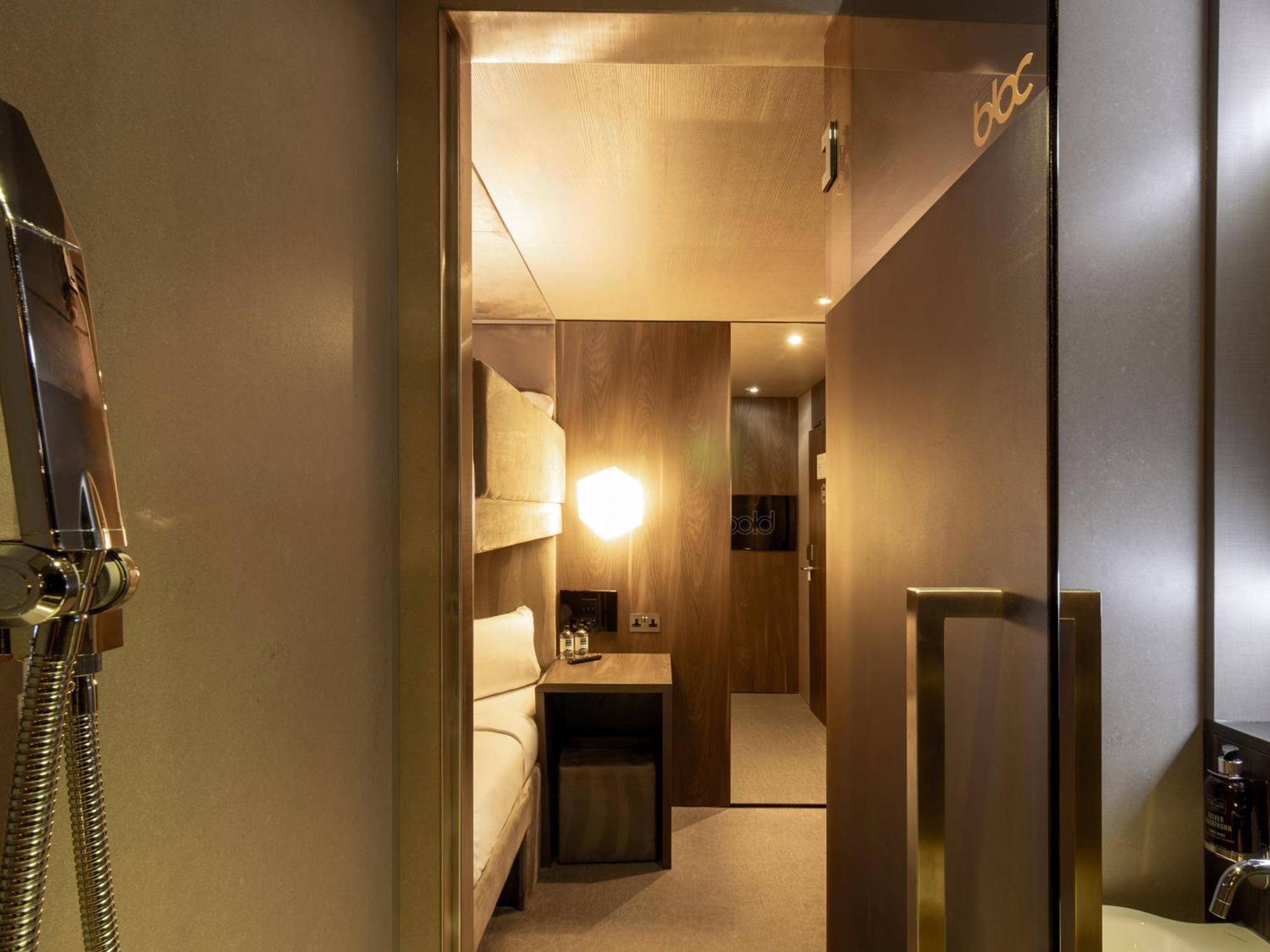 Bloc Hotel London Gatwick Airport Horley  Esterno foto