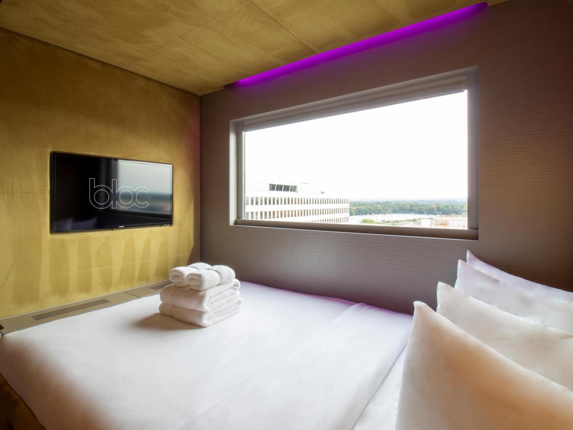 Bloc Hotel London Gatwick Airport Horley  Esterno foto