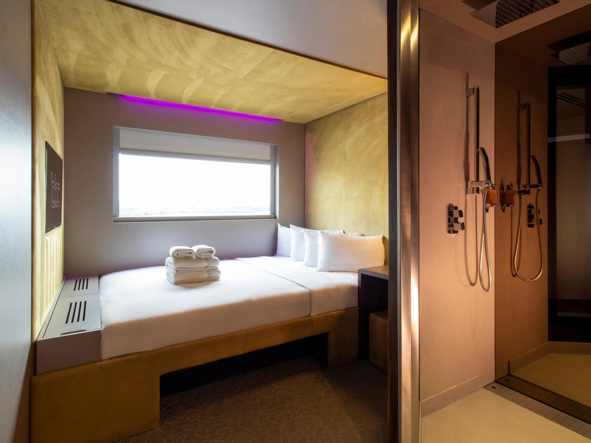 Bloc Hotel London Gatwick Airport Horley  Esterno foto
