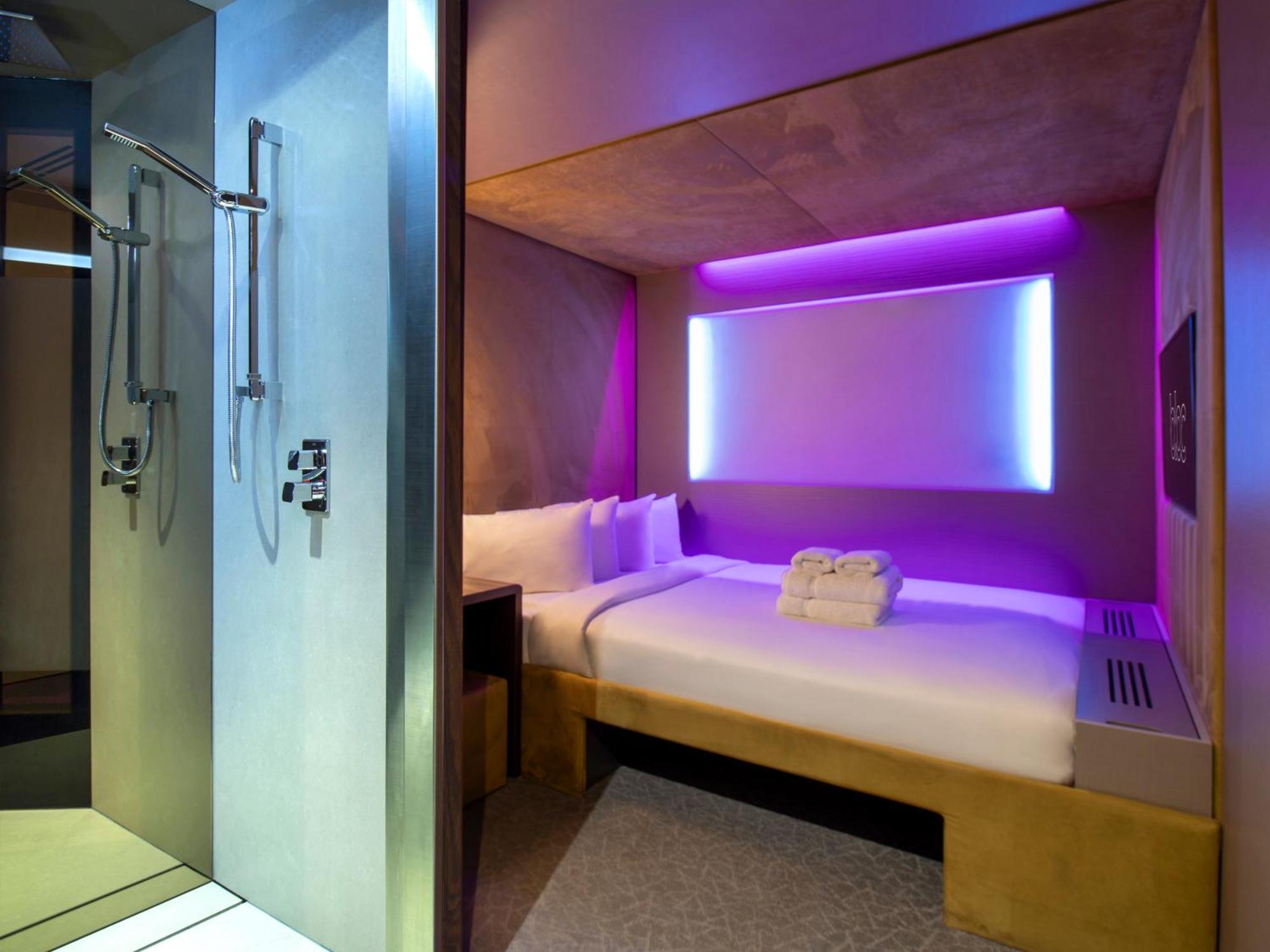 Bloc Hotel London Gatwick Airport Horley  Esterno foto