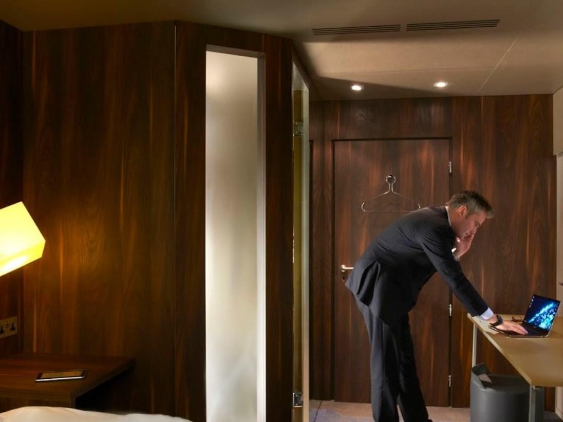 Bloc Hotel London Gatwick Airport Horley  Esterno foto