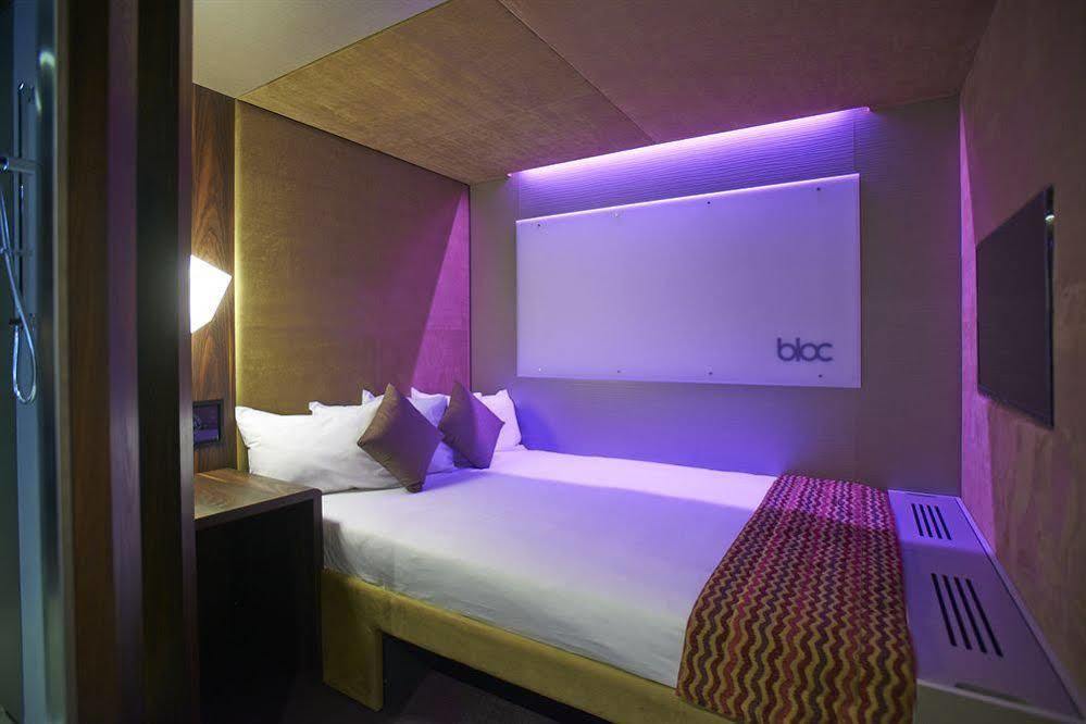 Bloc Hotel London Gatwick Airport Horley  Esterno foto