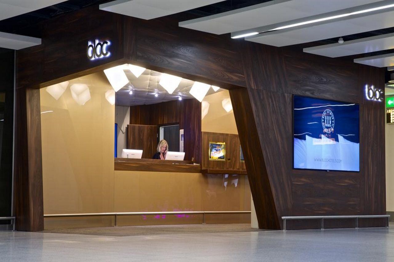 Bloc Hotel London Gatwick Airport Horley  Esterno foto