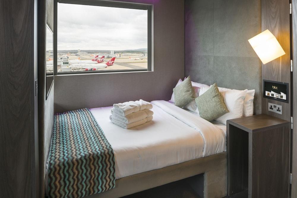 Bloc Hotel London Gatwick Airport Horley  Esterno foto