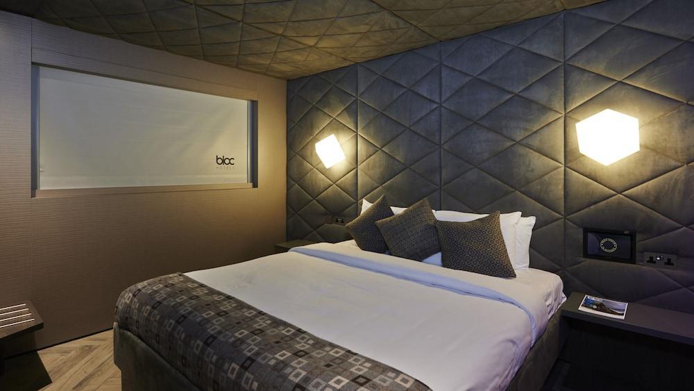 Bloc Hotel London Gatwick Airport Horley  Esterno foto