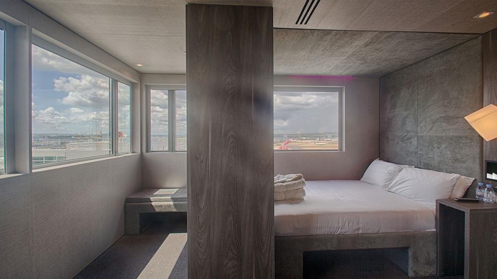 Bloc Hotel London Gatwick Airport Horley  Esterno foto